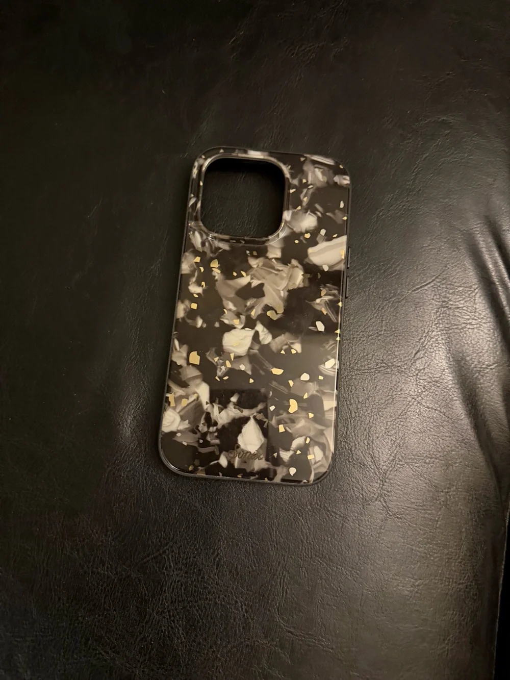 Lot of iPhone 15 Pro cases-Will separate